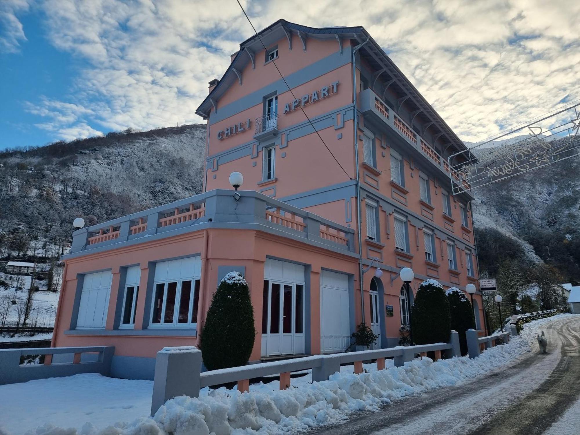 Appart Le Chili- Quartier Thermal- Lit Fait Люс-Сен-Совёр Экстерьер фото